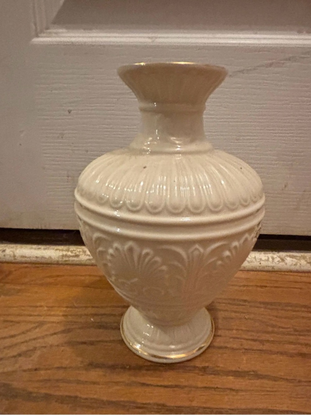 Vintage Lenox Porcelain I Athenian Collection 8” Footed Gold Trim Vase